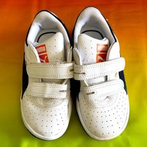 Puma Kids Smash V2 Leather Hook and Loop White Blue Shoes Size 10.5 - Like New